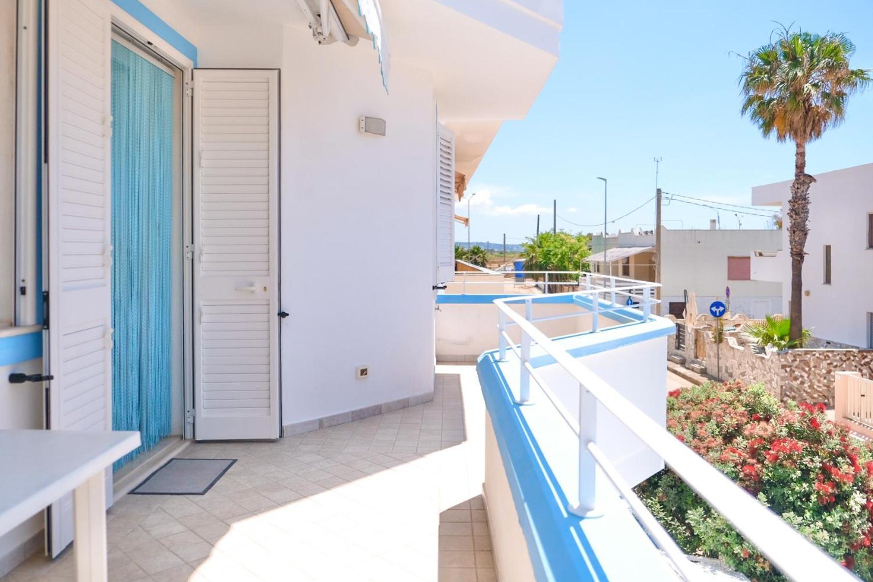 Maldive Del Salento- Your Sunny Oasis In Torre Pali Eksteriør bilde